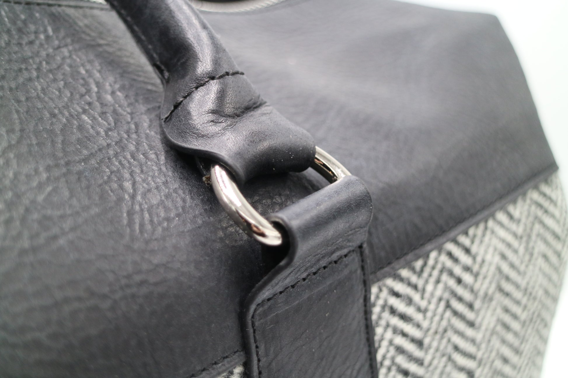 K&S Icelandic Tweed - Helgartaska - Kormákur & Skjöldur