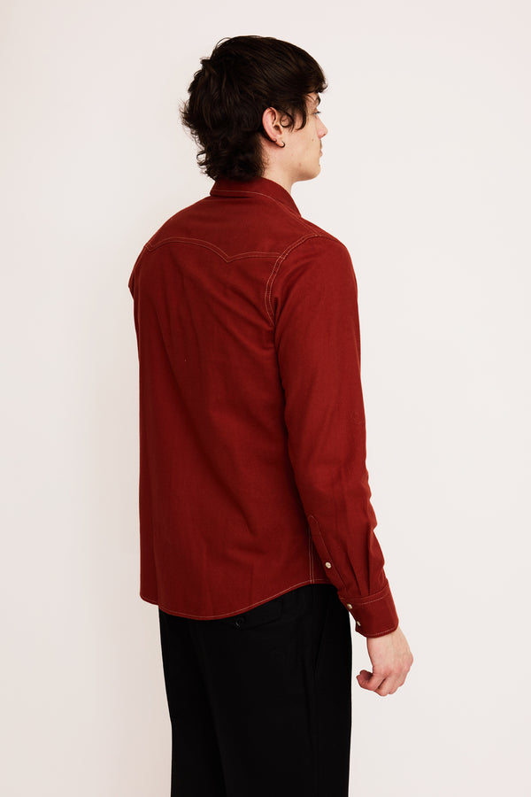 K&S Skyrta Útlagi í einvígi