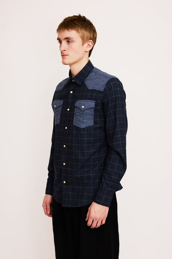 K&S Skyrta Útlagi sekur