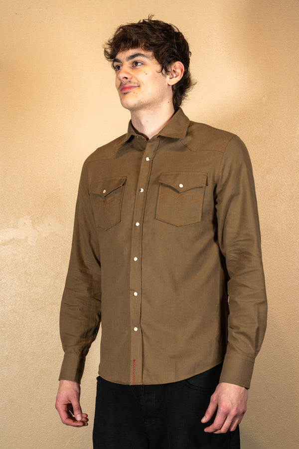 K&S Skyrta Útlagi í felum - Skyrta