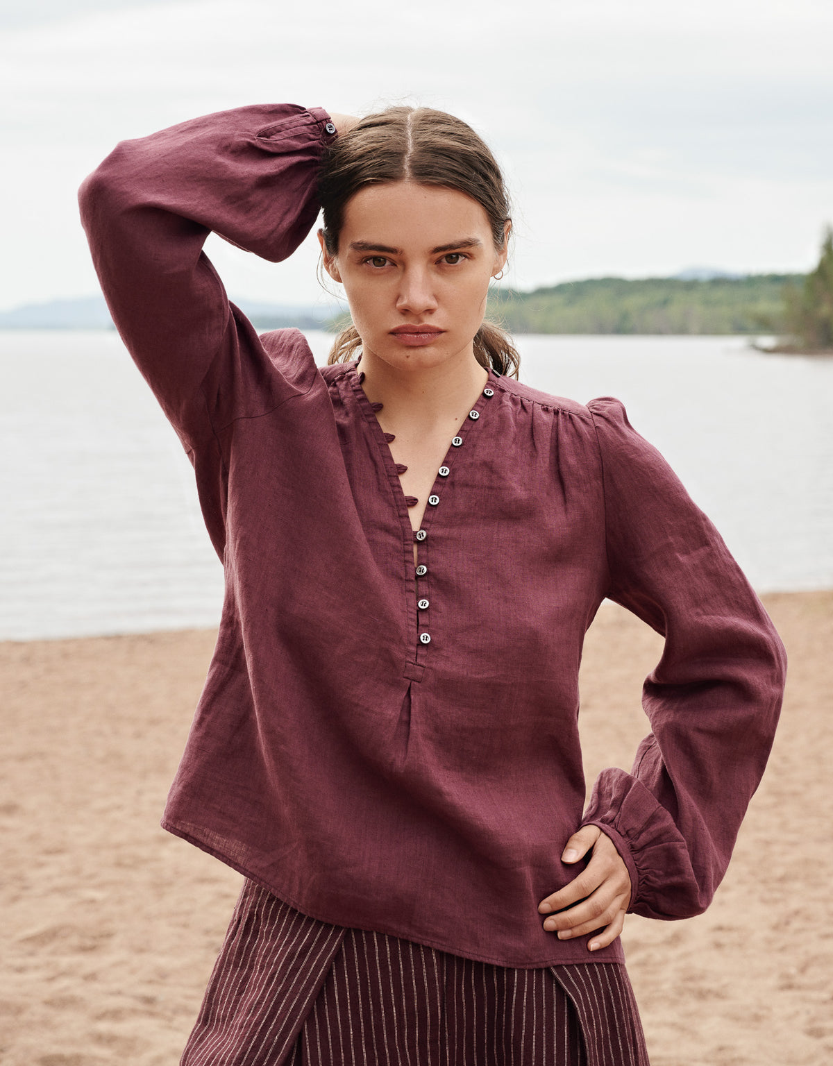 Nygards Skyrta - V Neck Heather