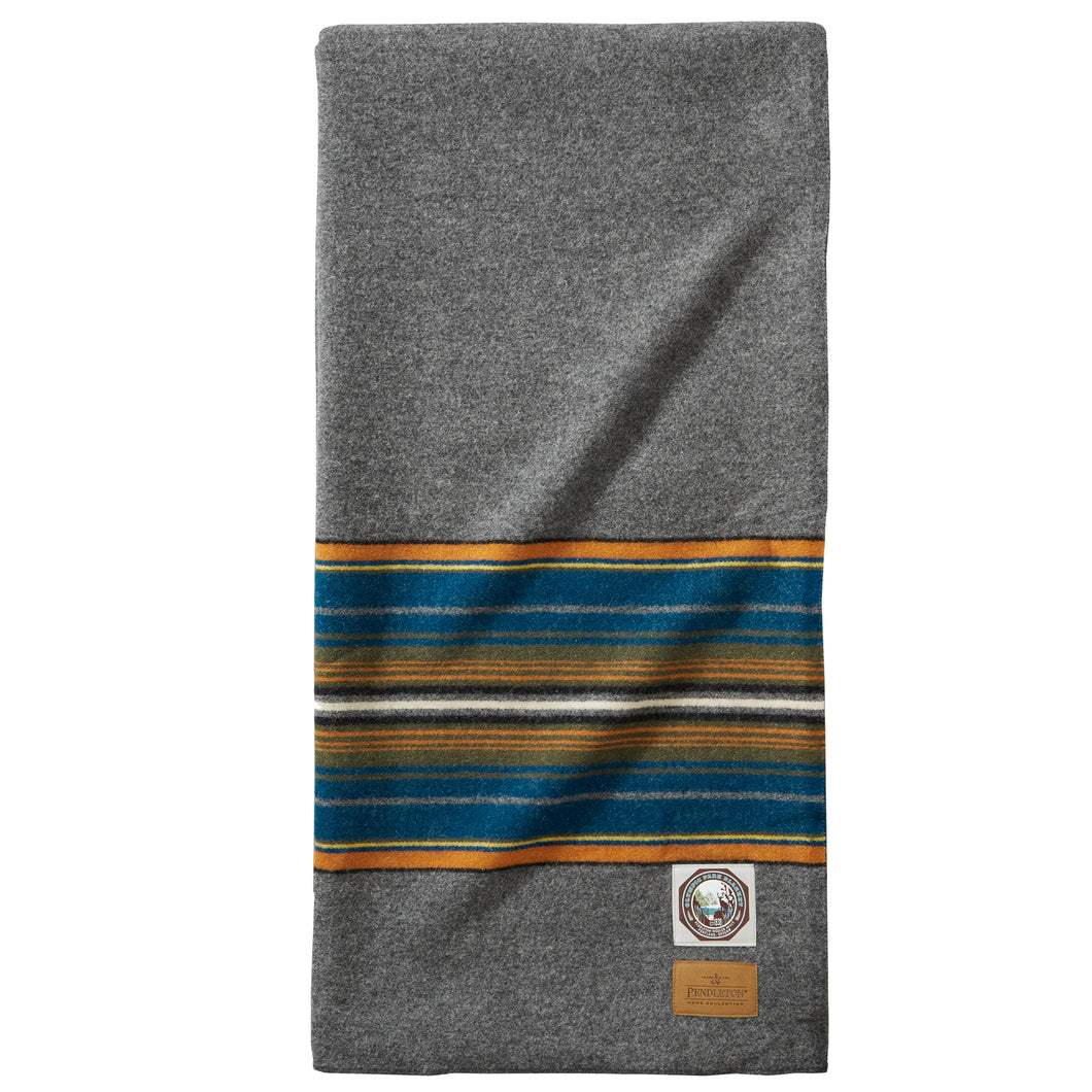Pendleton Teppi - National Park Throw w/ Carrier - Olympic Grey - Kormákur & Skjöldur